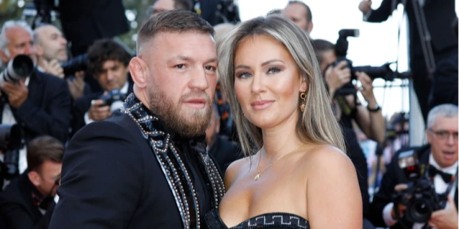 Макгрегор сделал важный шаг вне октагона спустя 17 лет