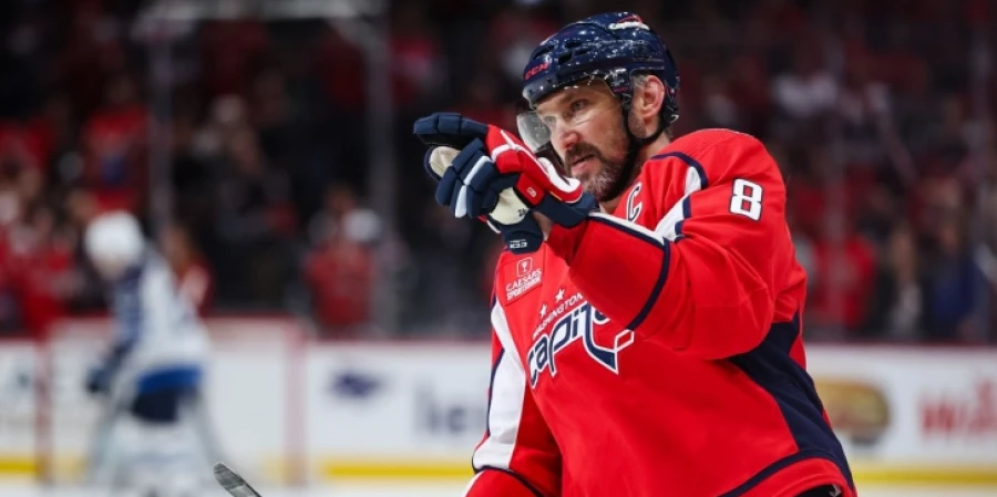 НХЛ. Вашингтон Кэпиталз — Каролина Харрикейнз. Овечкин на пути к абсолютному рекорду. Прямая трансляция