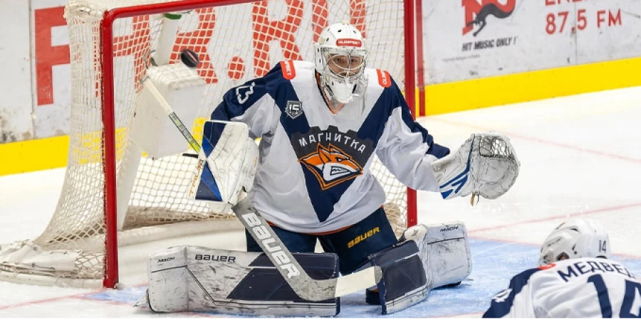 Стал известен первый соперник молодого вратаря сборной Казахстана в плей-офф ВХЛ
