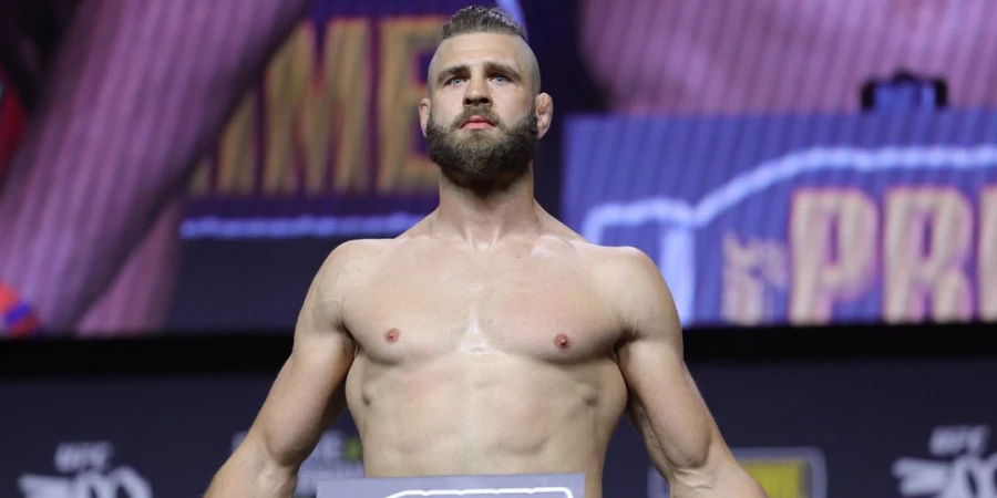 «Наша история ещё не закончена». Бывший чемпион UFC - о возможной трилогии с нынешним