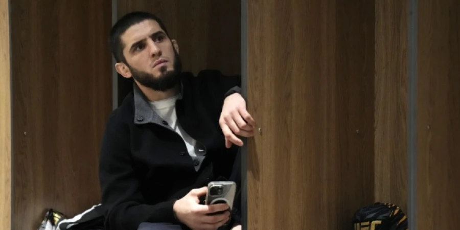 Махачев объяснил, почему команда Хабиба больше не делает два боя на одном турнире