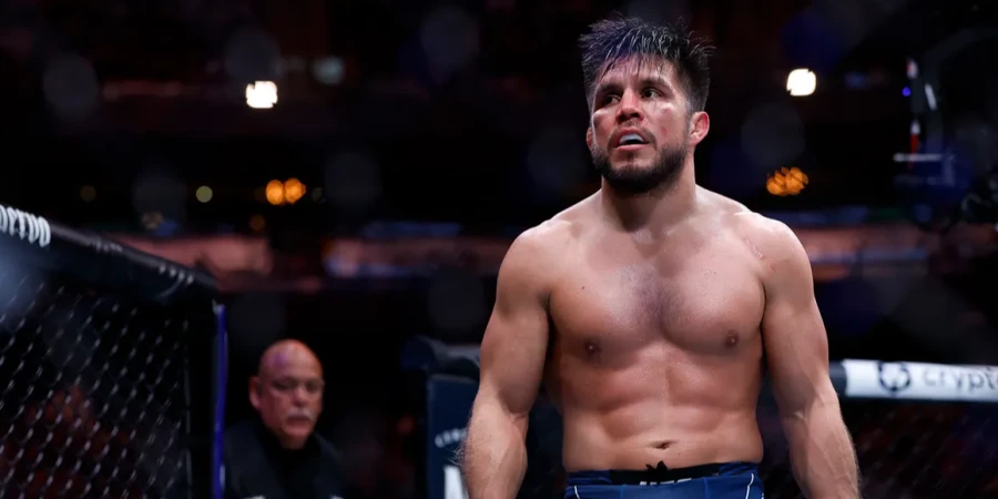 Бывший чемпион UFC Сехудо дебютирует в боксе
