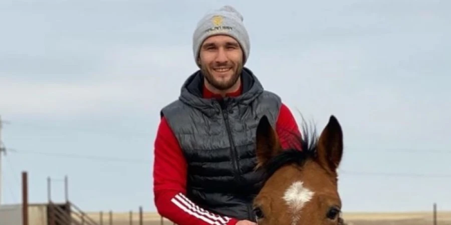 Экс-боец UFC Морозов в футболе человек свой