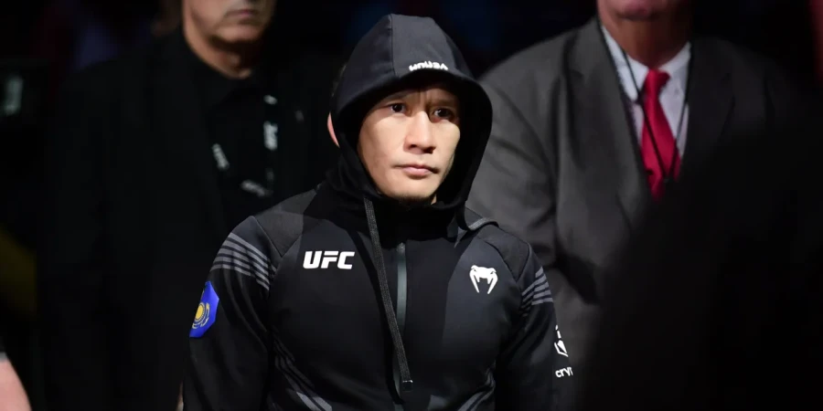 Жумагулов будет защищать пояс европейской лиги против бывшего топа из UFC