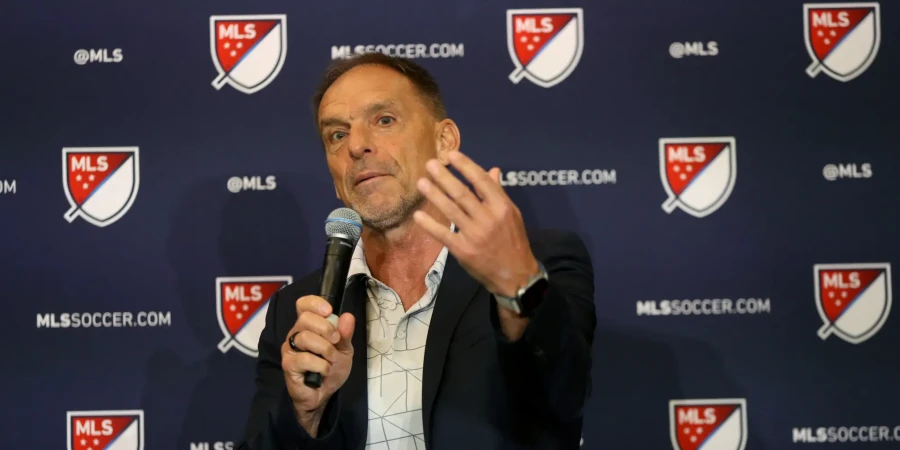 Менеджера топ-клуба попался в неприятную историю