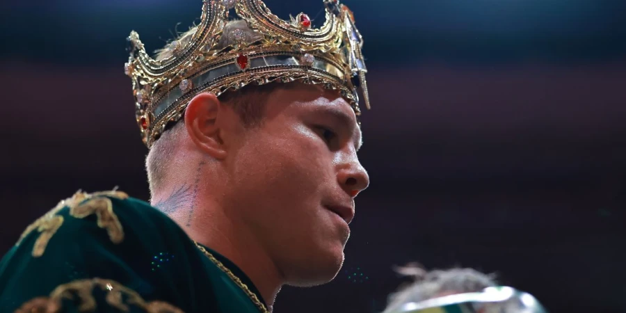 Названа дата возвращения Альвареса на ринг