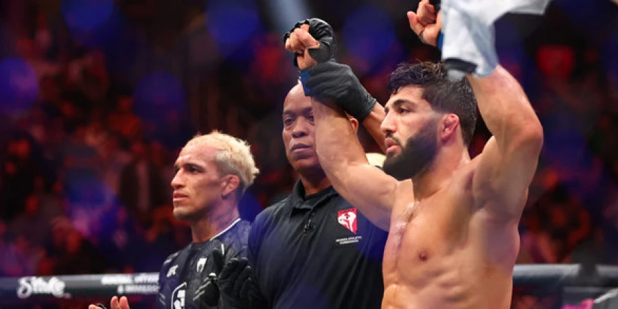 Царукян и Оливейра возглавят UFC 331