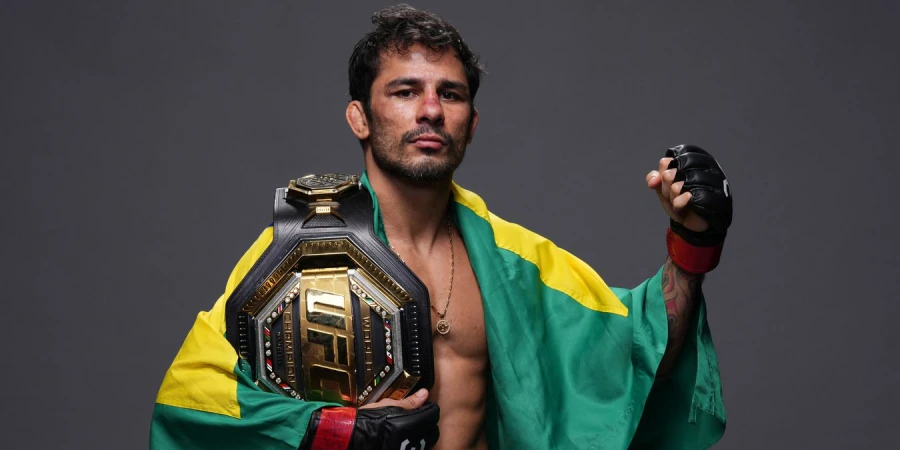 Александр Пантожа стал рекордсменом по досрочным победам в UFC