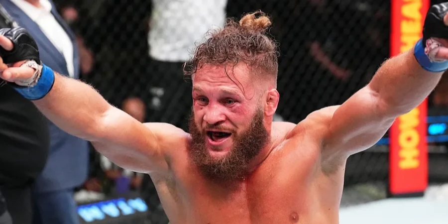 Рафаэль Физиев рассказал, когда хочет провести следующий поединок в UFC