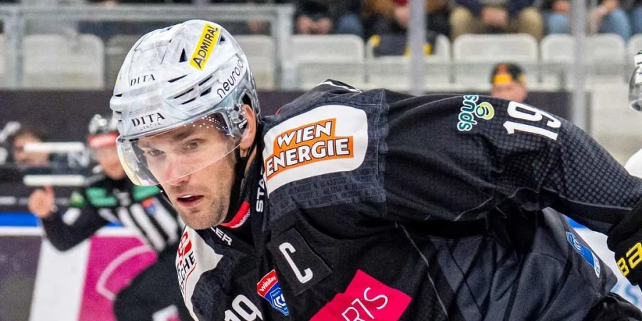 Бывший лидер «барсов» потерпел поражение в матче с австрийским грандом