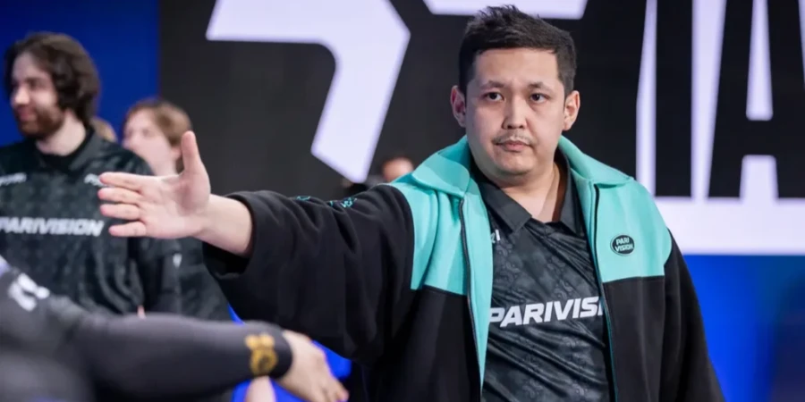 Игрок FURIA Esports отказался пожать руку тренеру PARIVISION на BLAST Bounty