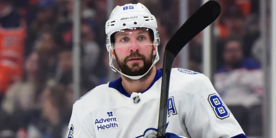 НХЛ. Виннипег Джетс — Тампа-Бэй Лайтнинг. Главный хоккеист планеты в погоне за Макдэвидом. Прямая трансляция