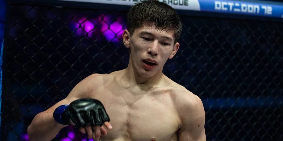 Не знающий поражений казахстанец проведет бой на OCTAGON 86