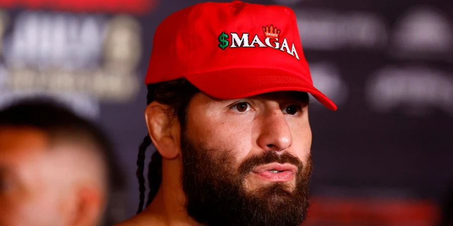 Бывший претендент на титул UFC намекнул на крупный бой у Белого дома