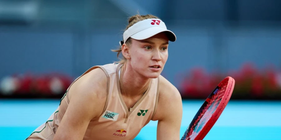 Елена Рыбакина первой в сезоне преодолела отметку в 300 эйсов