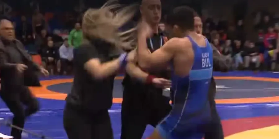 Удар ногой по столу стоил спортсмену двух лет дисквалификации