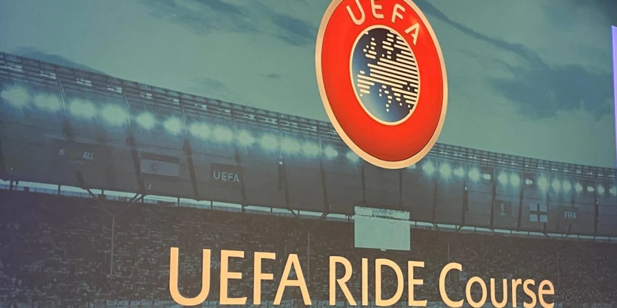 В УЕФА обсудили единые стандарты судейства с участием КФФ