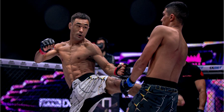 Нуржигит Баймен встретится с таджикским бойцом на OCTAGON 74