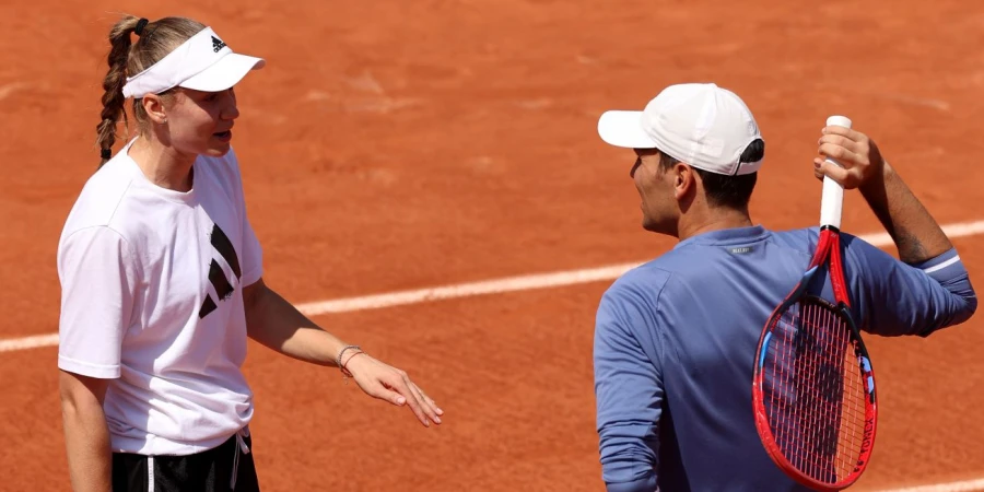 Первая наставница Рыбакиной раскрыла, как началась история с Вуковым