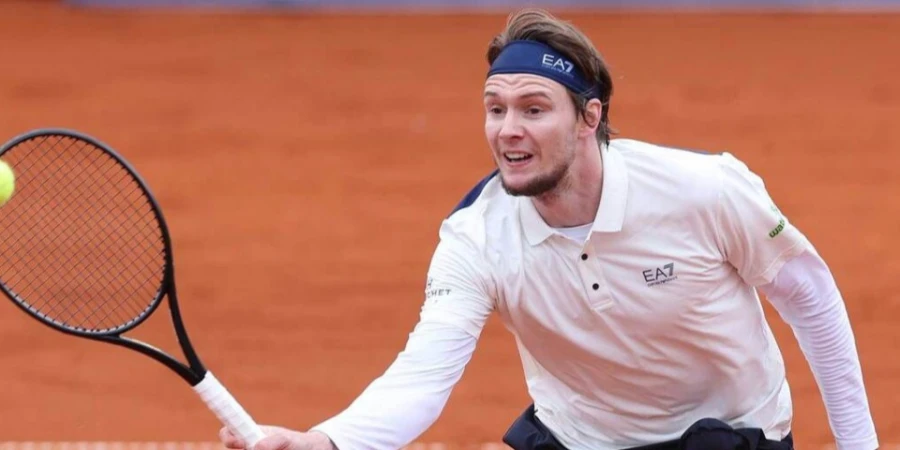Александр Бублик уверенно вышел в финал турнира ATP 250 в Австрии