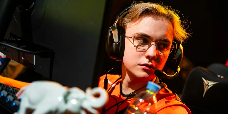 FL4MUS о выступлении за Virtus.pro: «В целом это был плохой период»