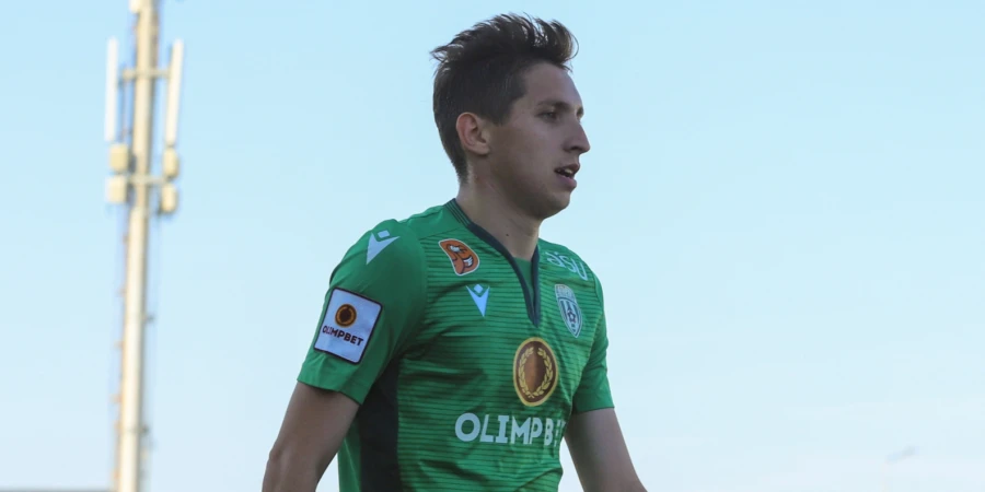 После полутора лет простоя экс-кандидат в сборную Казахстана подписал неожиданный контракт