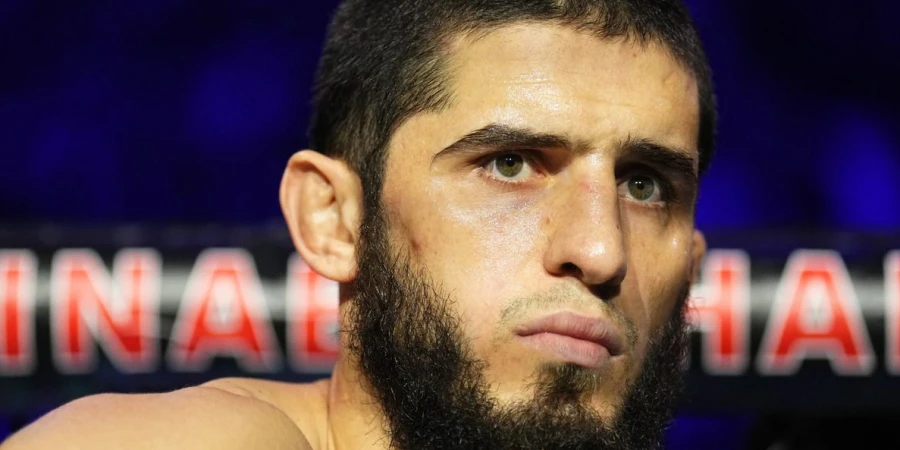 Ислам Махачев назвал имя конкурентного бойца, достойного его