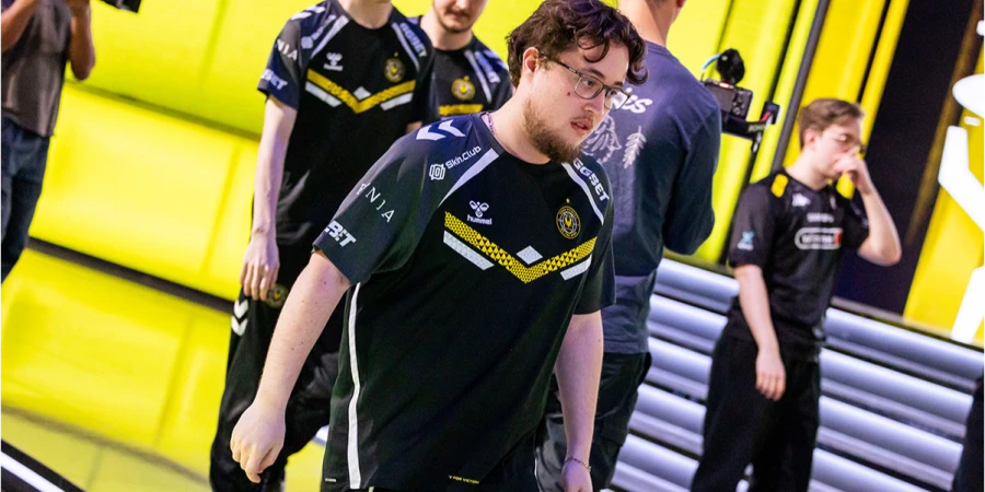 ZywOo признан MVP BLAST Rivals Spring 2025 — 25-я медаль в карьере и пятая в 2025 году