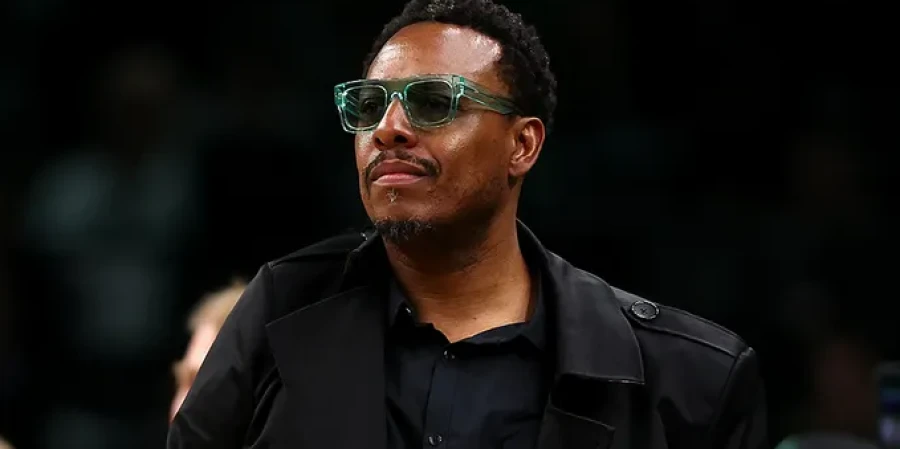 Полу Пирсу приписывают отцовство