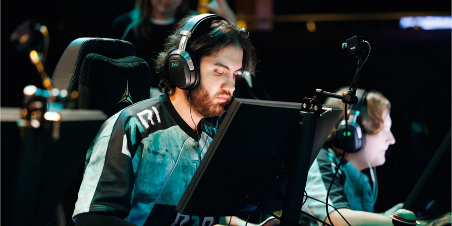 Jame прокомментировал победу PARIVISION над FaZe на PGL Cluj-Napoca 2026