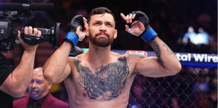 Соперник Царукяна идет за досрочной победой в UFC 331