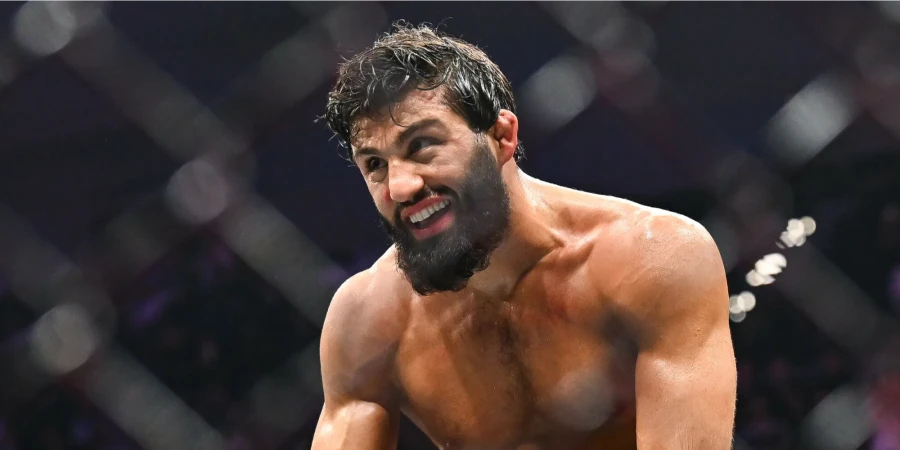 Топовый боец Арман Царукян объявил свое новое прозвище в UFC