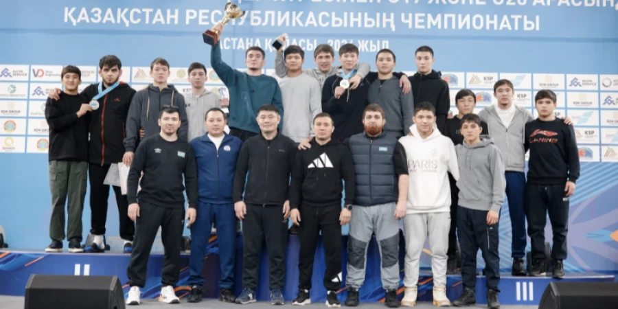 Күрес түрлерінен Астанада өткен ел чемпионаты мәресіне жетті