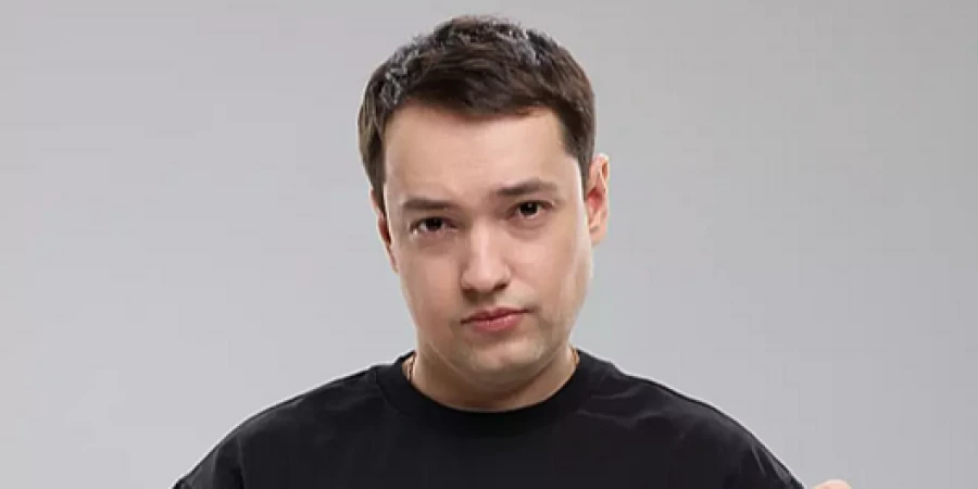 Контент-мейкер LenaGol0vach объяснил свое отношение к роли поддержки в Dota 2