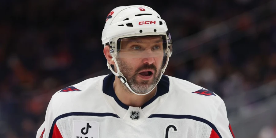 Руководство НХЛ отреагировало на очередной рекорд легендарного русского