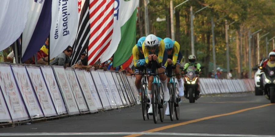 Сборная Казахстана стала первой в смешанной эстафете на чемпионате Азии по велоспорту на шоссе