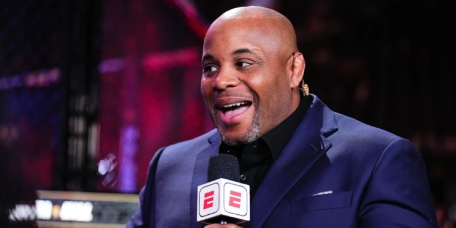 Кормье объяснил, как UFC будет платить бойцам без PPV