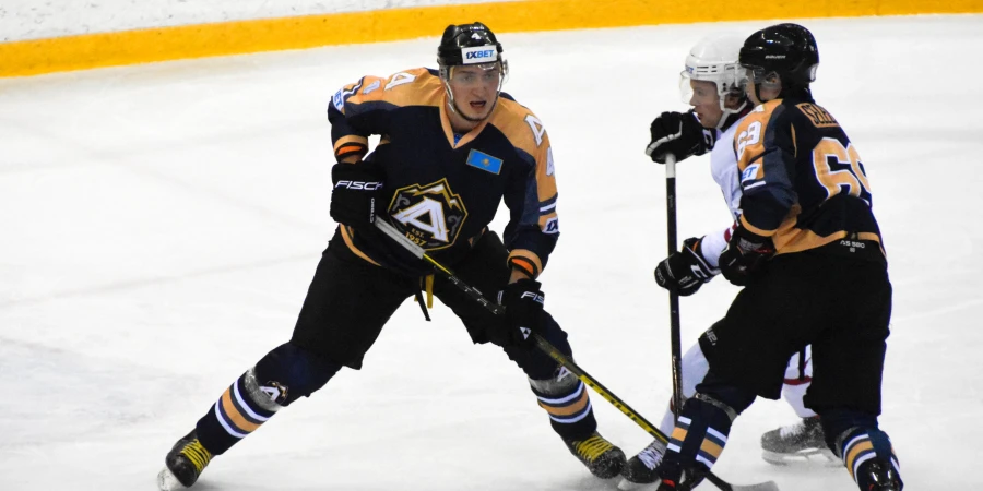 Иртыш – Горняк, Алматы – Бейбарыс. Прямая трансляция чемпионата Казахстана по хоккею