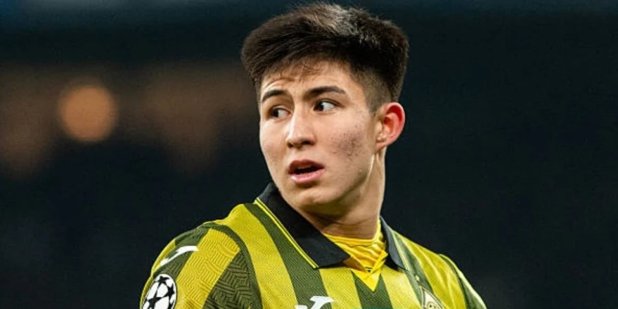 Неожиданный поворот: Сатпаев узнал плохие новости о «Челси»