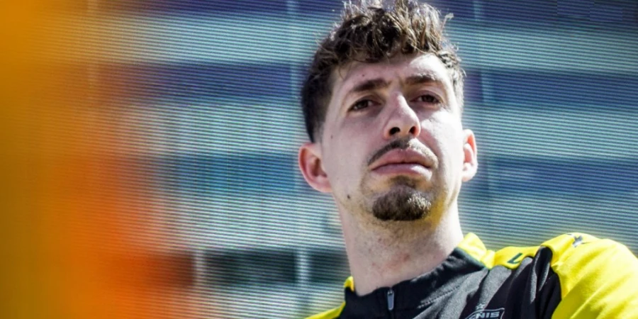 Астаналық ұжым еуропалық футболшымен жаңа келісімшартқа отырды