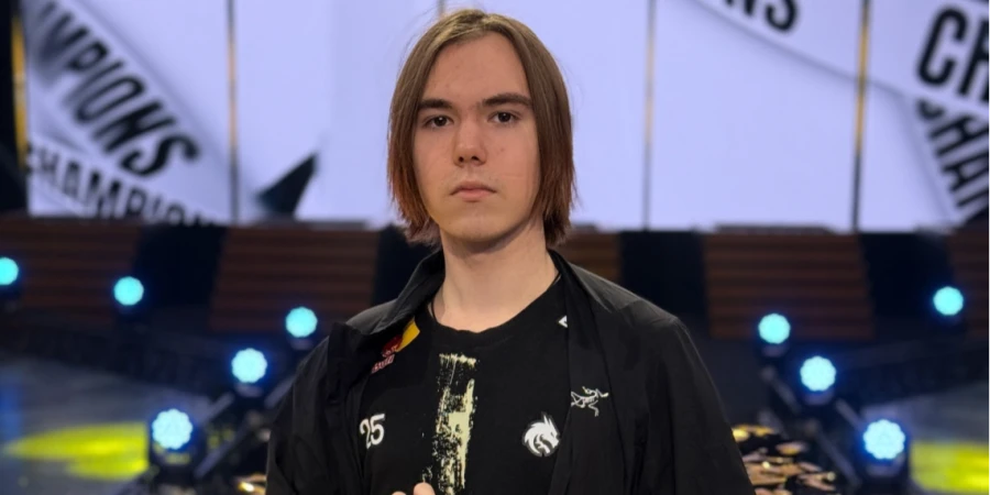 donk назвал ZywOo лучшим игроком 2025 года в CS2