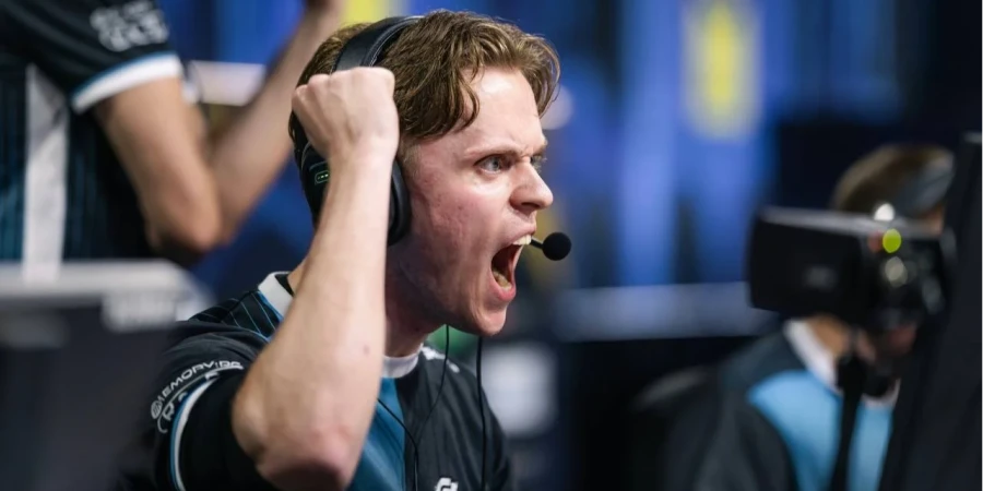 GamerLegion обыграла Virtus.pro и прошла в групповой этап IEM Cologne 2025
