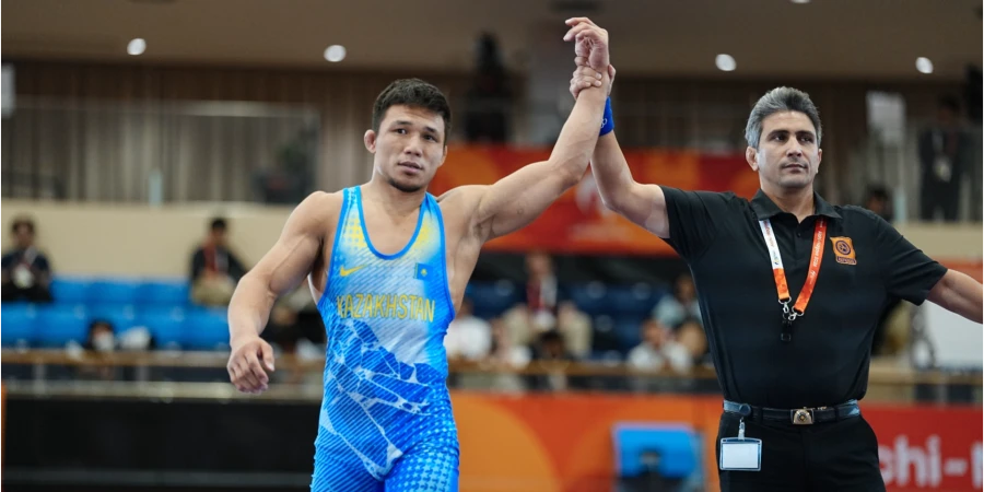 Нуркожа Кайпанов вышел в полуфинал чемпионата мира в Астане
