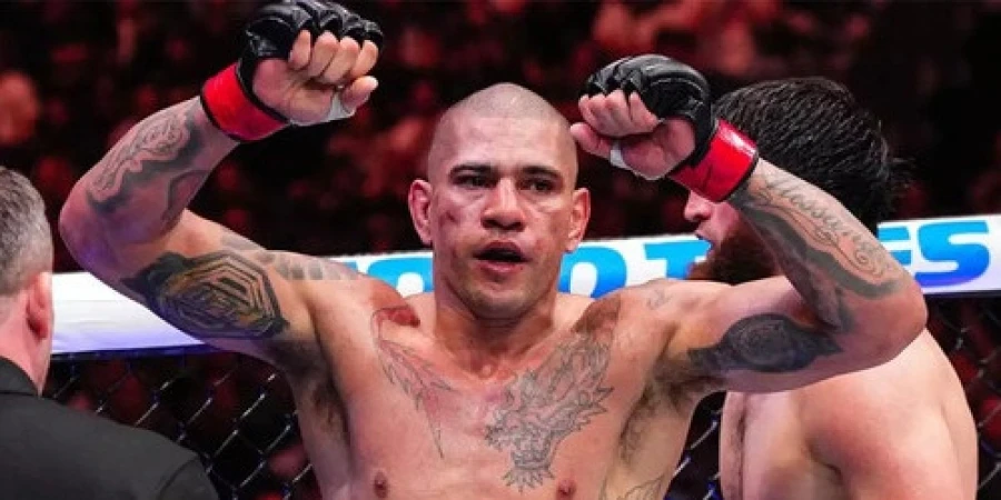 UFC чемпионы Алекс Перейра боксқа ауысады
