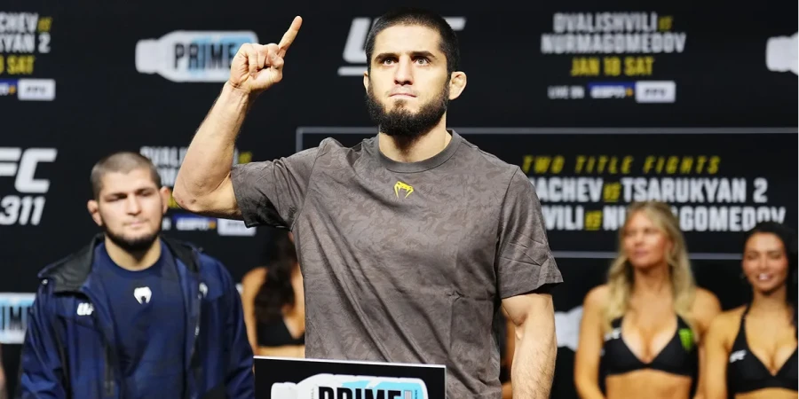 Чемпион UFC Алешандре Пантожа назвал лучших бойцов планеты
