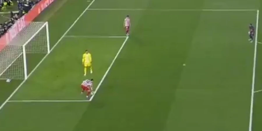 После домашнего фиаско с Атлетико Мадрид Барселона получила нежданную поддержку