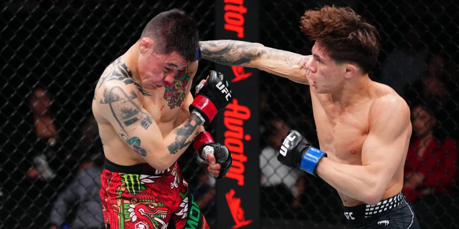 Кавана вышел вместо Алмабаева и испортил вечер Мексике