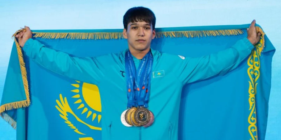 Қазақстандық ауыр атлет Азия чемпионы атанды