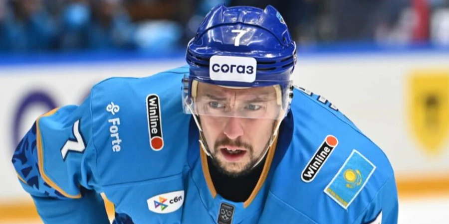 Бурдасову ищут клуб для игр в плей-офф КХЛ