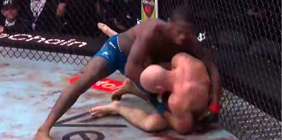 Маккини хватило минуты